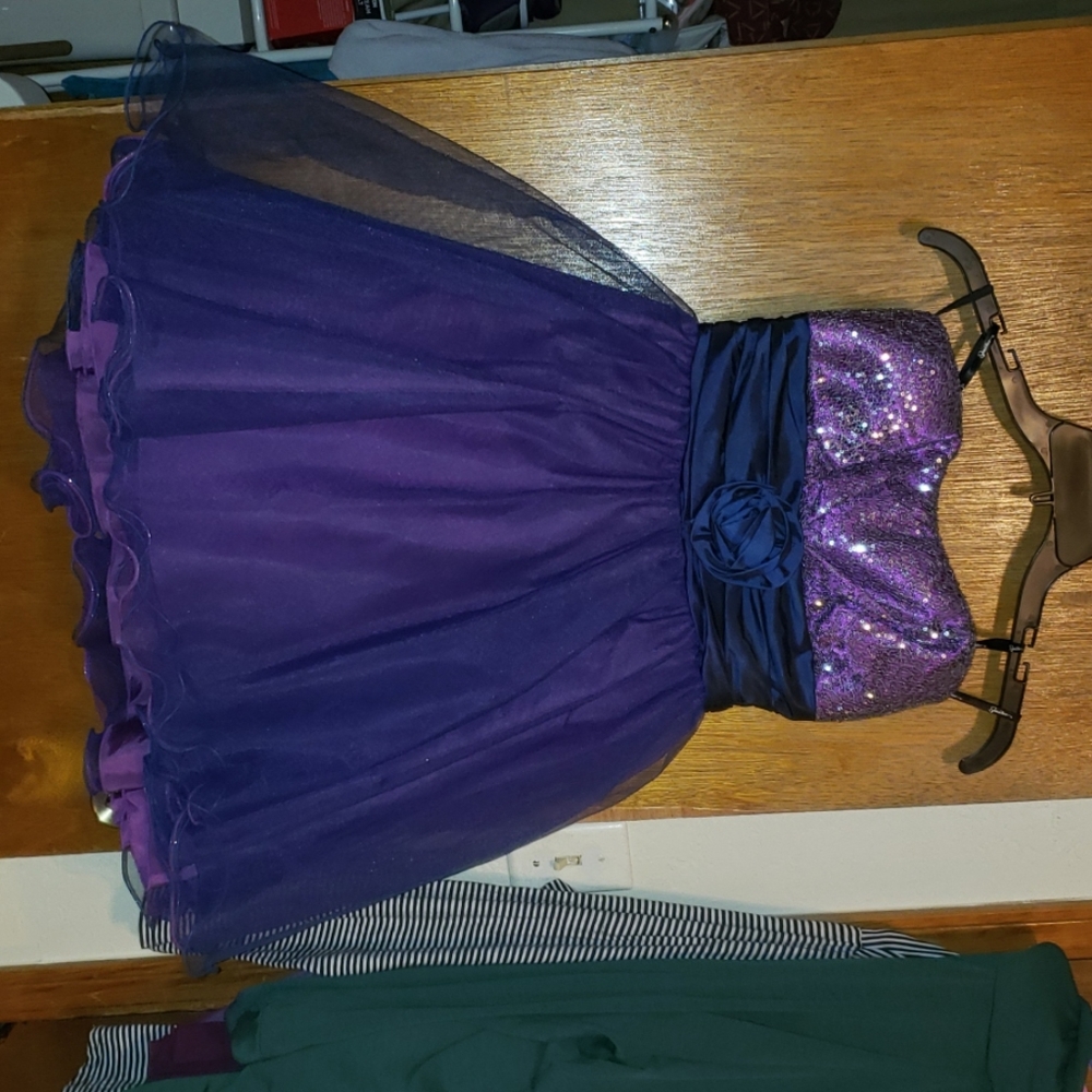 Short formal/ Semi formal dress